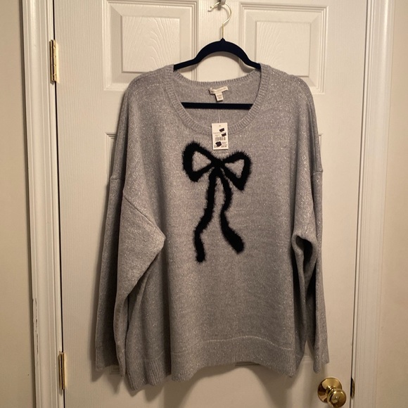 Cato Sweaters - Brand New Cato Silver/Black Sweater…size 26/28W